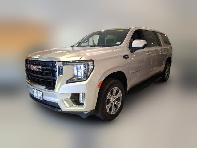 2023 GMC Yukon XL SLE