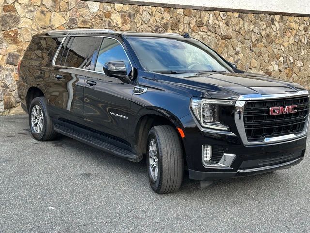 2023 GMC Yukon XL SLE