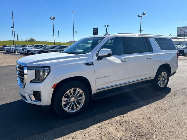 2023 GMC Yukon XL SLT