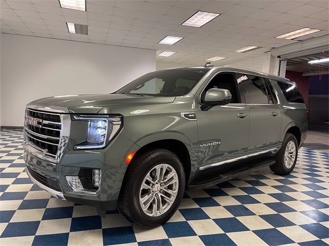 2023 GMC Yukon XL SLT