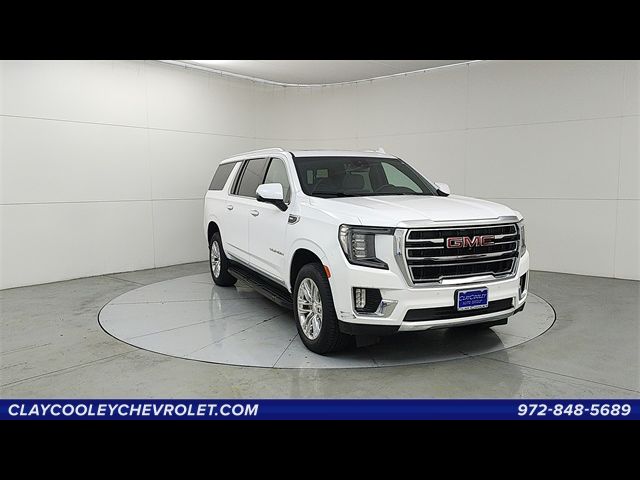 2023 GMC Yukon XL SLT