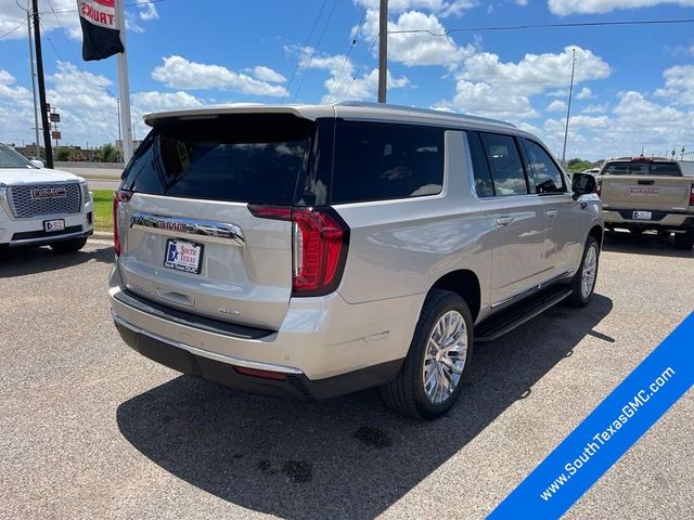 2023 GMC Yukon XL SLT