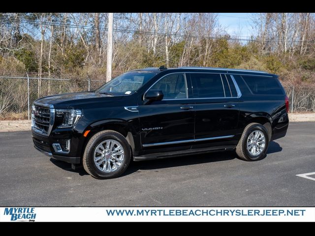 2023 GMC Yukon XL SLT