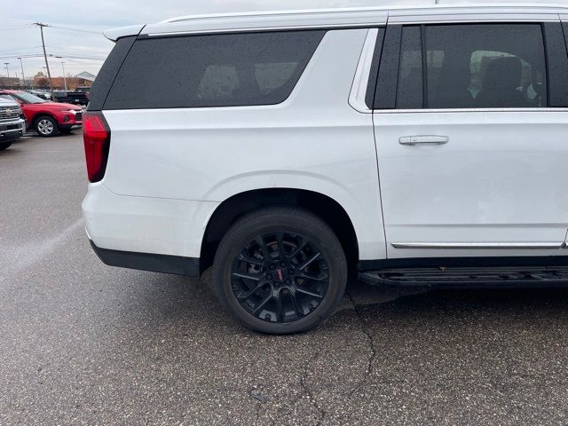 2023 GMC Yukon XL SLT