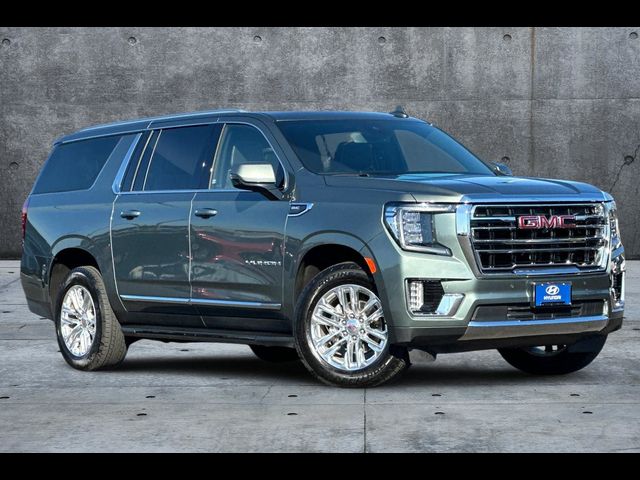 2023 GMC Yukon XL SLT