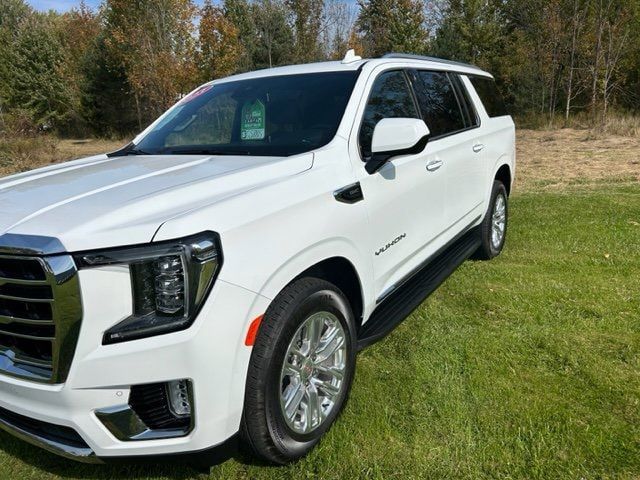 2023 GMC Yukon XL SLT