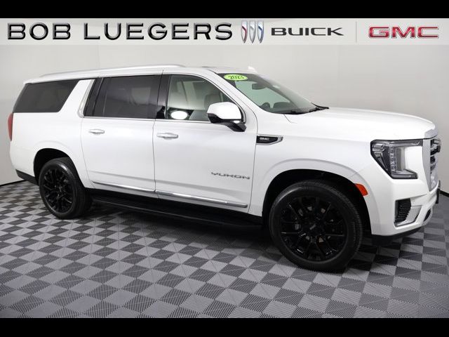 2023 GMC Yukon XL SLT