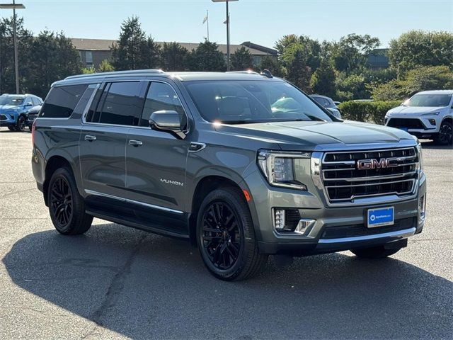 2023 GMC Yukon XL SLT
