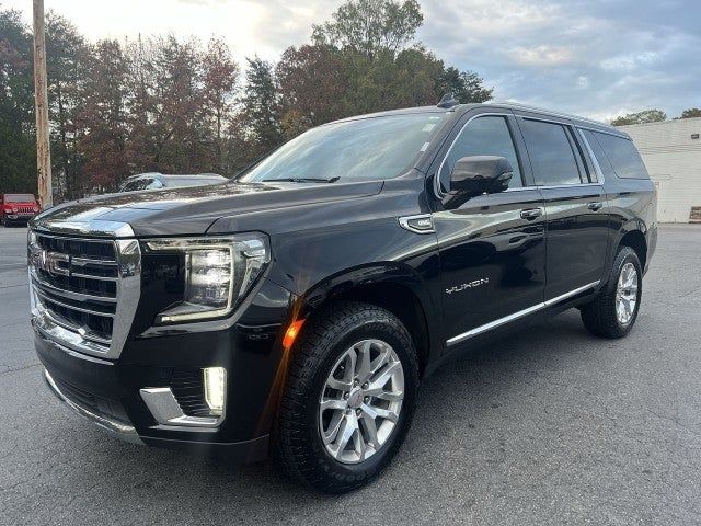 2023 GMC Yukon XL SLT