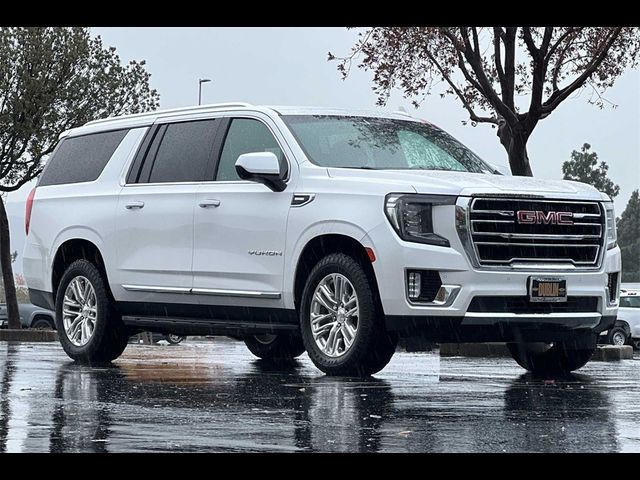 2023 GMC Yukon XL SLT