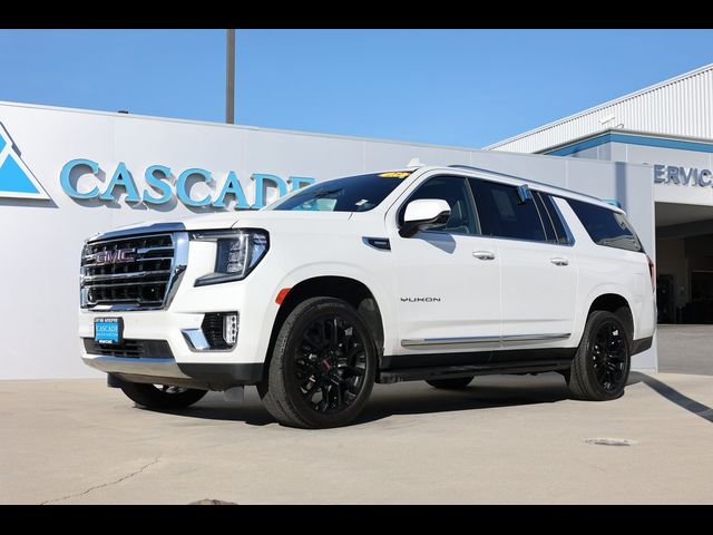 2023 GMC Yukon XL SLT