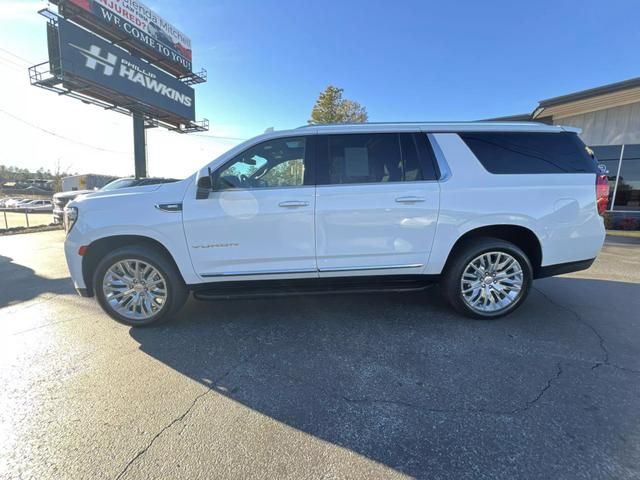 2023 GMC Yukon XL SLT