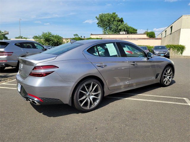 2023 Genesis G70 2.0T