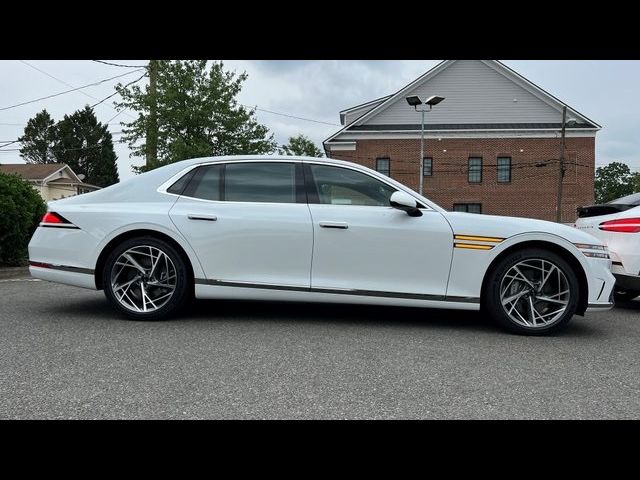 2023 Genesis G90 Base