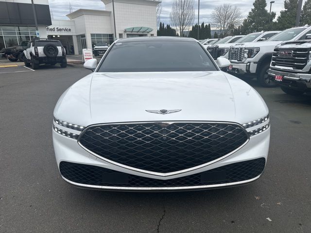 2023 Genesis G90 e-SC