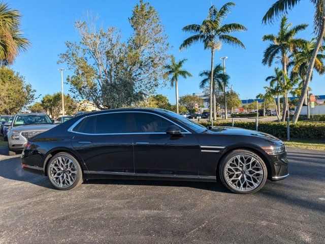 2023 Genesis G90 e-SC