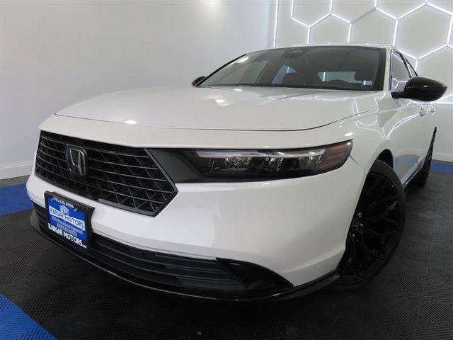 2023 Honda Accord Hybrid Sport-L