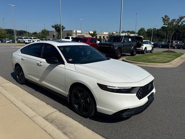 2023 Honda Accord Hybrid Sport-L