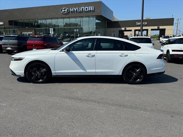 2023 Honda Accord Hybrid Sport-L