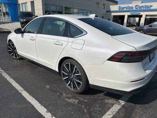 2023 Honda Accord Hybrid Touring