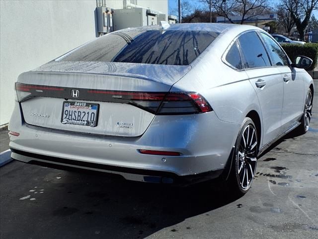 2023 Honda Accord Hybrid Touring