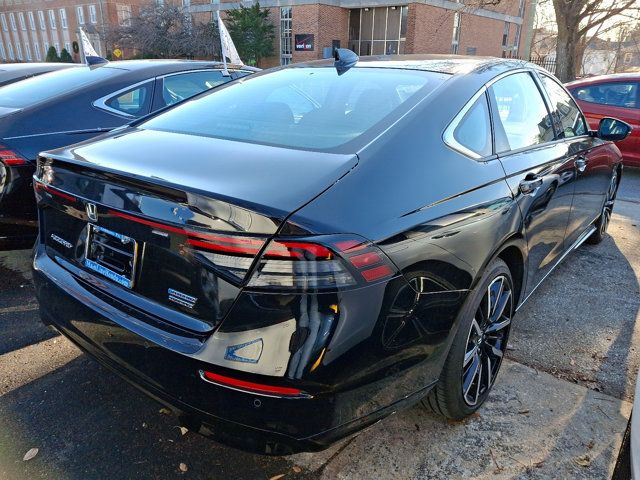 2023 Honda Accord Hybrid Touring