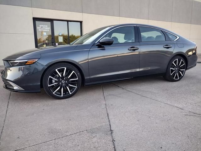 2023 Honda Accord Hybrid Touring