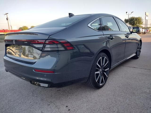 2023 Honda Accord Hybrid Touring