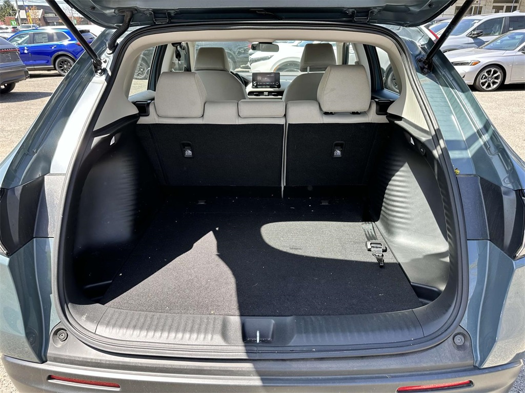 Vehicle image 7 of 30