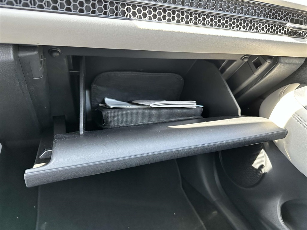 Vehicle image 29 of 30