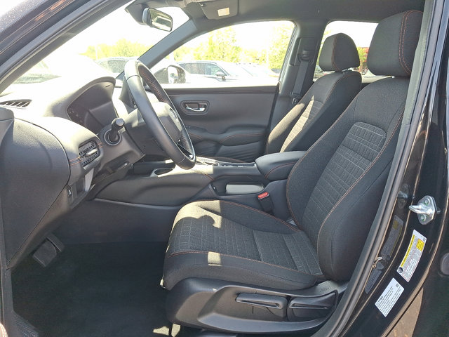 Vehicle image 13 of 31