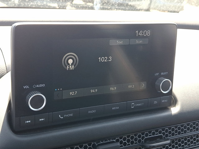 Vehicle image 16 of 31