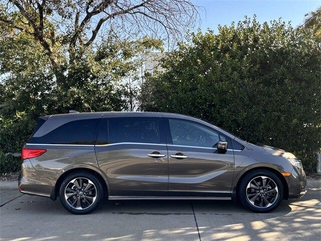 2023 Honda Odyssey Elite