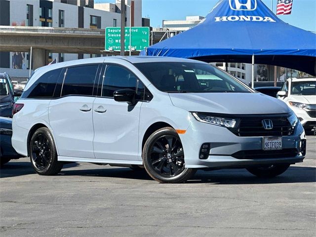 2023 Honda Odyssey Sport