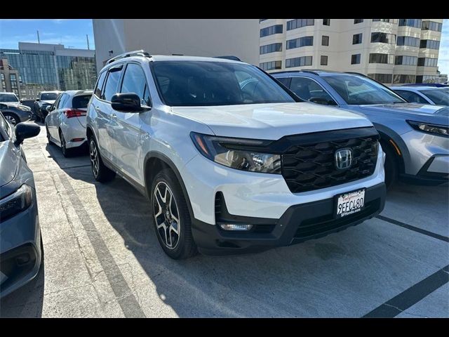 2023 Honda Passport Elite