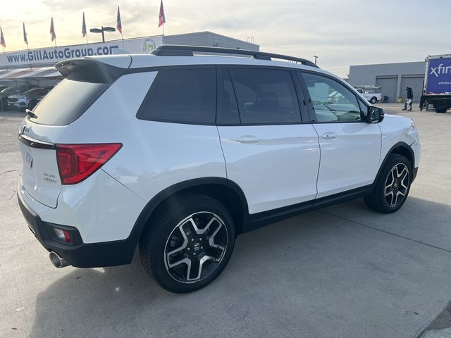 2023 Honda Passport Elite