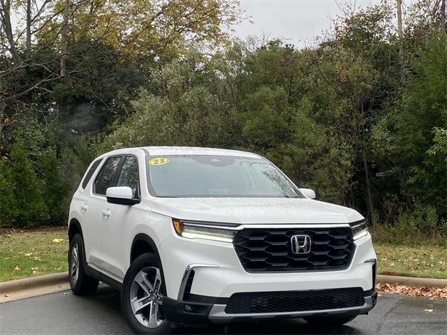 2023 Honda Pilot EX-L 8 Passenger