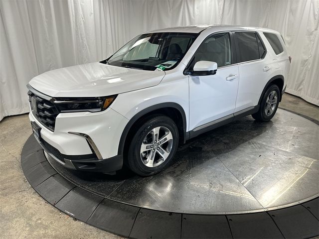 2023 Honda Pilot EX-L 8 Passenger