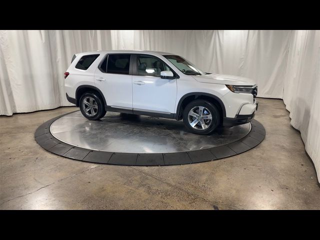 2023 Honda Pilot EX-L 8 Passenger