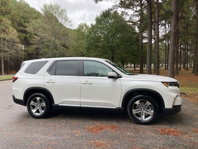 2023 Honda Pilot EX-L 8 Passenger