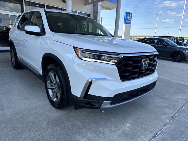 2023 Honda Pilot EX-L 8 Passenger