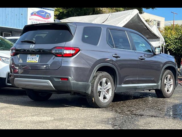 2023 Honda Pilot EX-L 8 Passenger