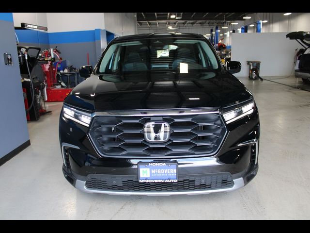 2023 Honda Pilot EX-L 8 Passenger