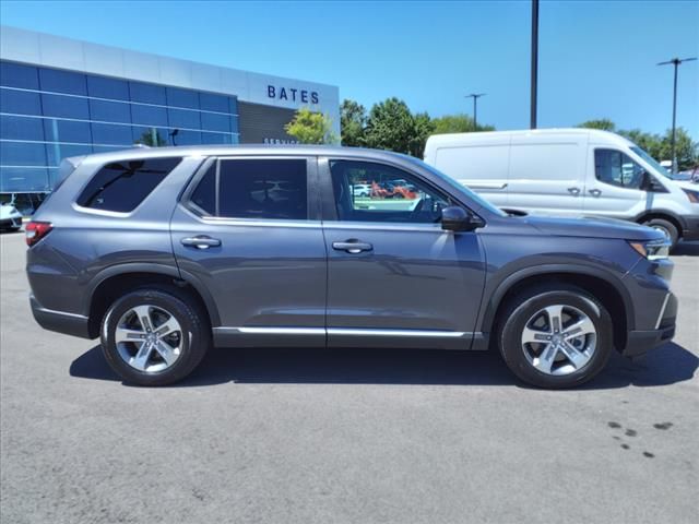 2023 Honda Pilot EX-L 8 Passenger