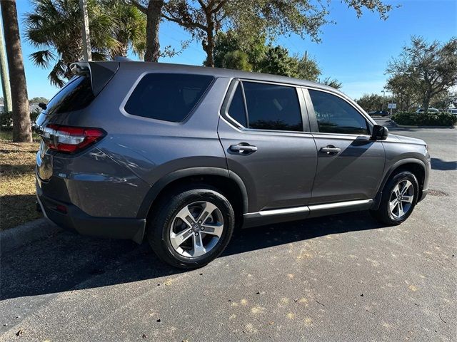 2023 Honda Pilot EX-L 8 Passenger