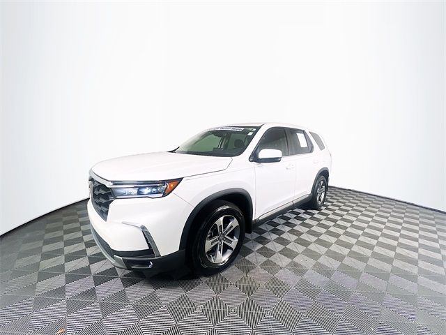 2023 Honda Pilot EX-L 8 Passenger