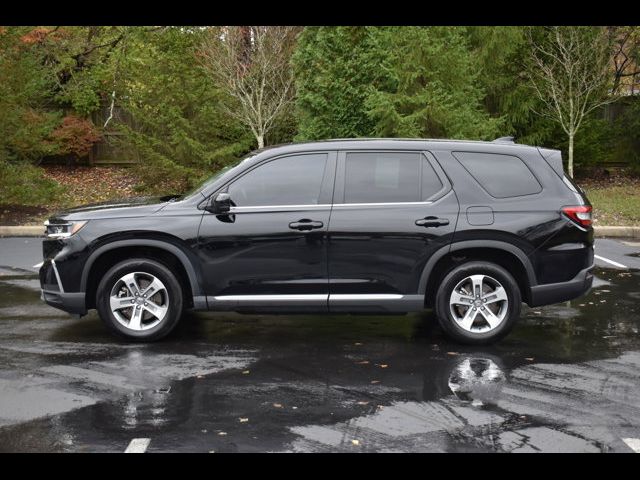 2023 Honda Pilot EX-L 8 Passenger