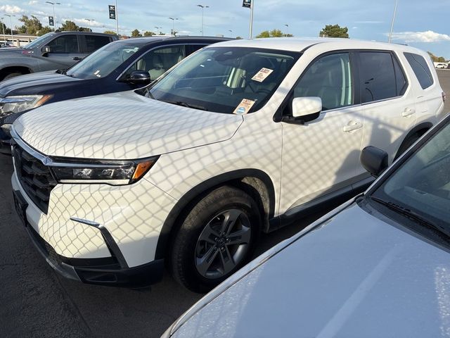 2023 Honda Pilot EX-L 8 Passenger