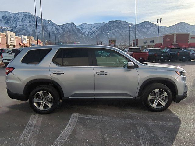 2023 Honda Pilot EX-L 8 Passenger