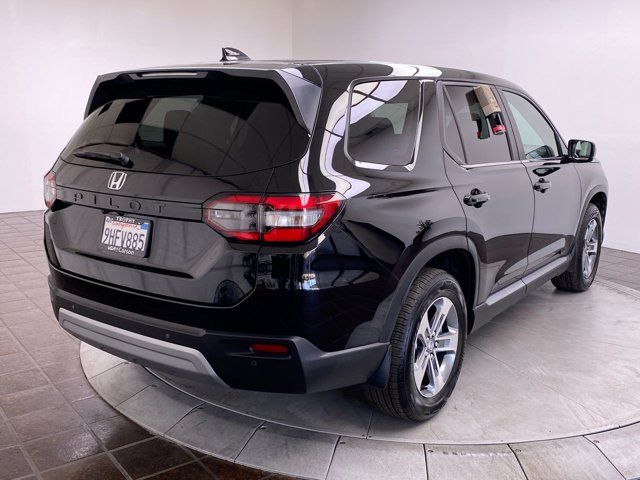 2023 Honda Pilot EX-L 8 Passenger